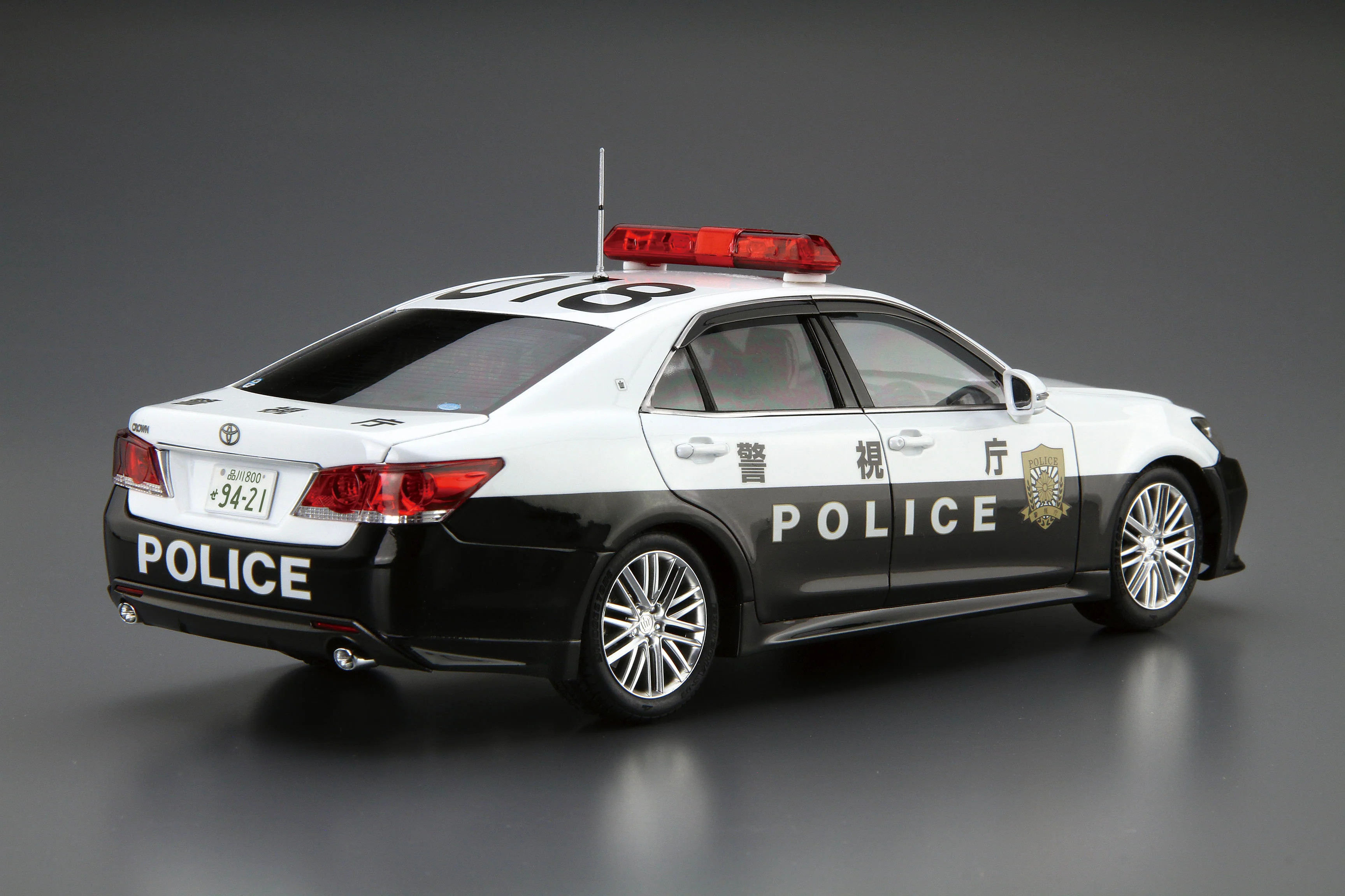Aoshima - 2016 Toyota GRS214-AEZRH Crown Patrol Car 1/24 [MC110] - Image 3