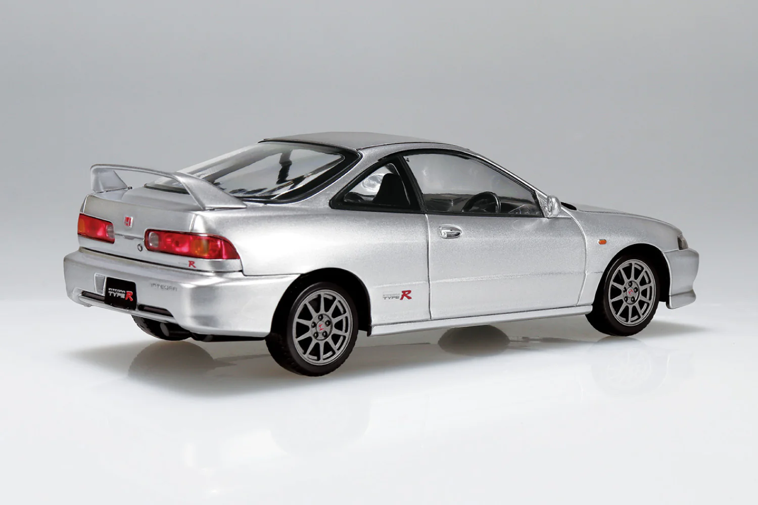Aoshima - Snap-Kit - Honda DC2 Integra Type R (Vogue Silver Metallic) 1/32 [069400] - Image 3