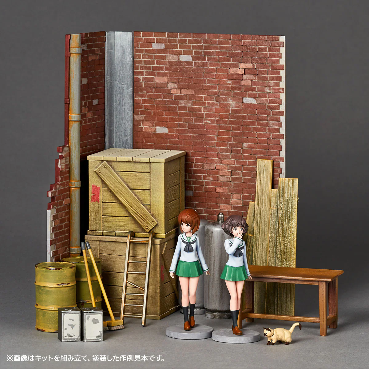 ARTPLA - Girls & Panzer Final Chapter Garage Set [A] 1/24 - Image 3