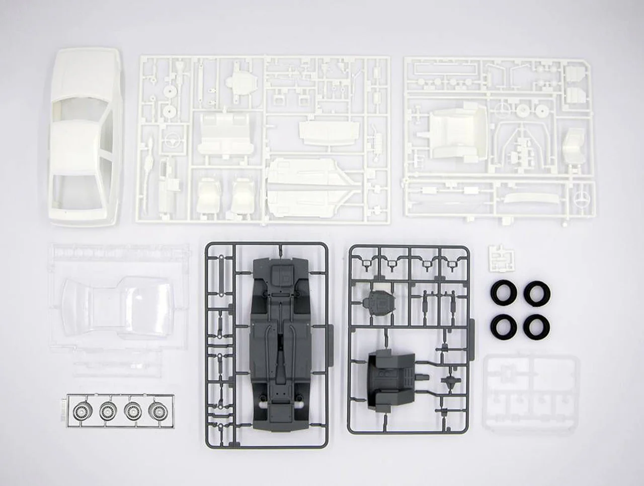 Fujimi - 1985 Toyota AE86 Levin TRAMPIO 1/24 - Image 2