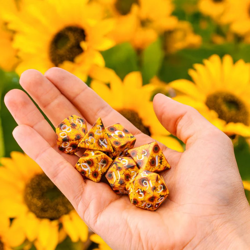 Q-Workshop - Full Art Series 7 Piece Dice Set - Sunflower - Image 3